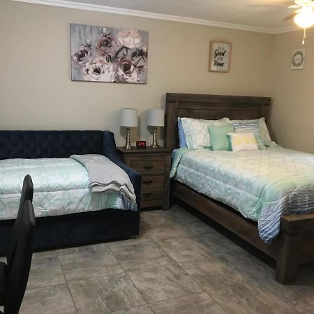 Just Like Being At Home- Newly Renovated Unit North Troy Kültér fotó
