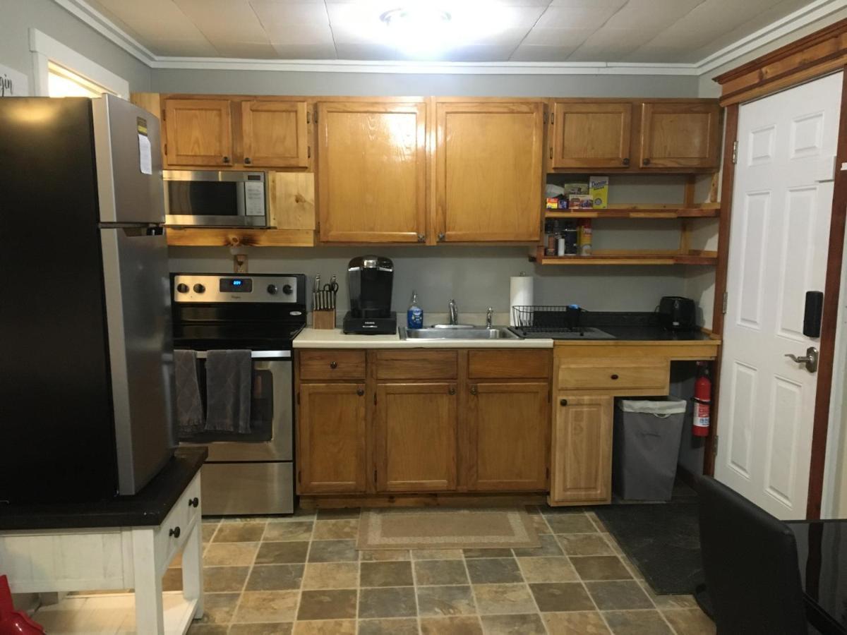 Just Like Being At Home- Newly Renovated Unit North Troy Kültér fotó